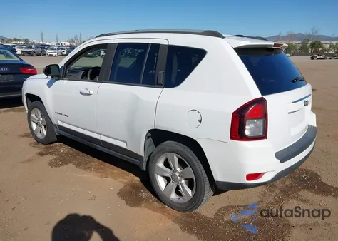 2016 Jeep Compass Sport z USA, uszkodzony, nr VIN 1C4NJCBA6GD675607